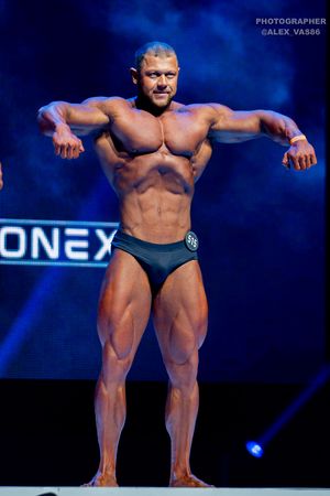 СLASSIC PHYSIQUE НОВИЧКИ